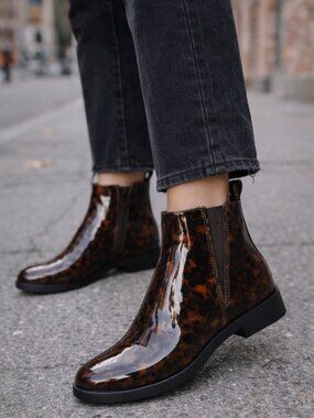 Aerosoles Tortoise Patent Ankle Boot Size 5M Brown Zip Chelsea Fall Chic Boot